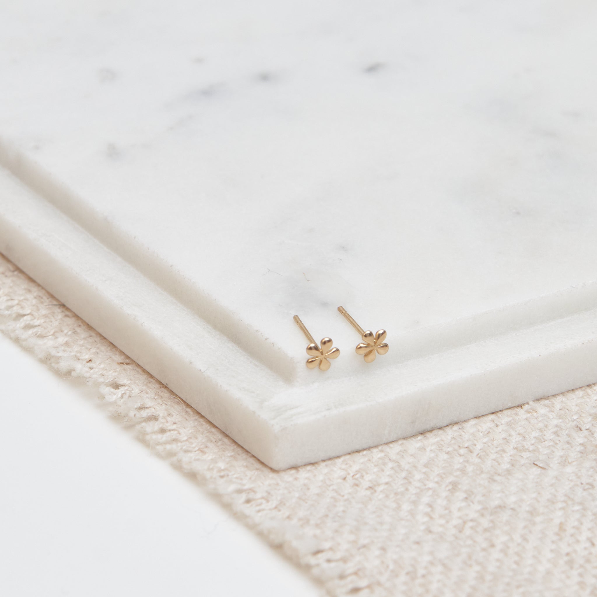Daisy Studs - 14K Solid Gold